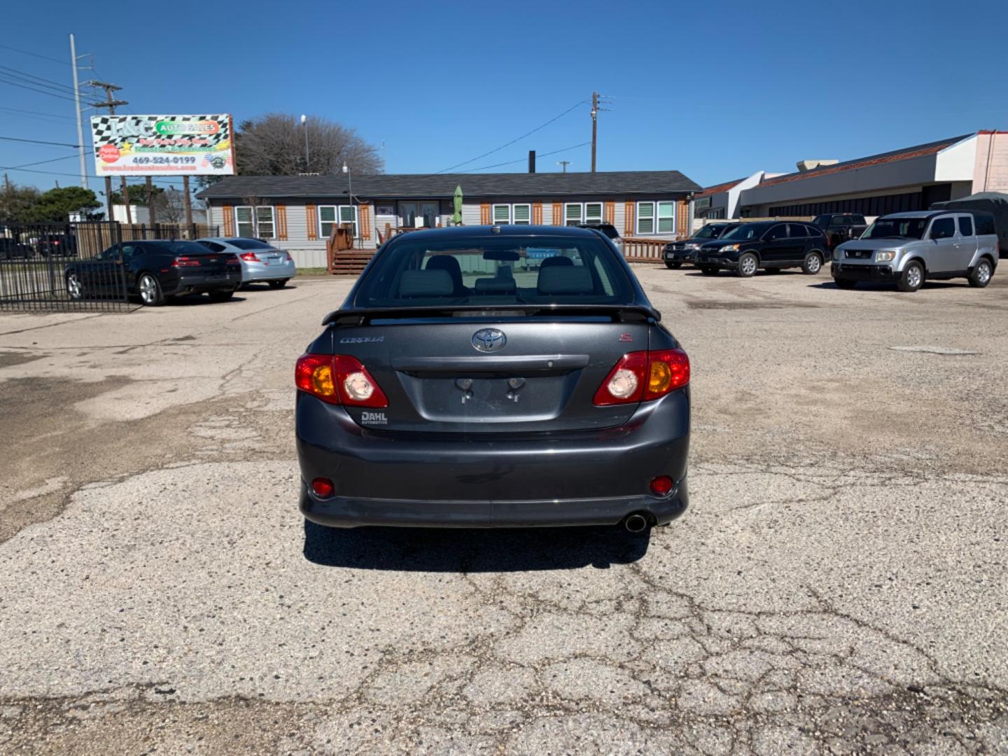 2009 Gray /Black Toyota Corolla S (1NXBU40E49Z) with an 1.8L L4 DOHC 16V engine, AUTOMATIC transmission, located at 1830 North Belt Line Road, Irving, TX, 75061, (469) 524-0199, 32.834373, -96.993584 - Photo#4